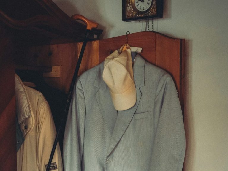 Aide au tri de dressing après un décès, Zenitri Home, Niort, Aiffres, Frontenay, Bessines, Magné, Echiré, Chauray, Vouillé